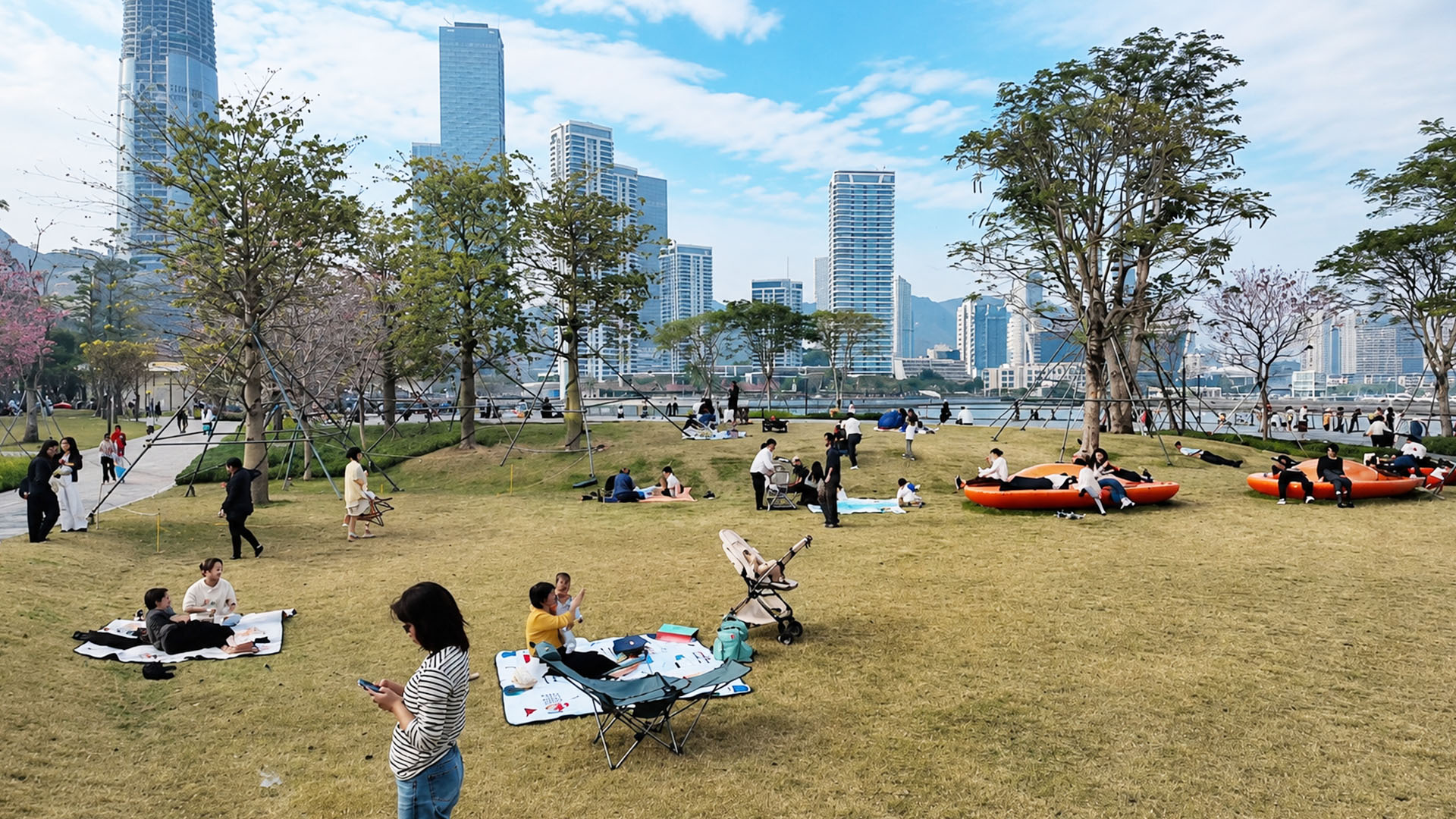 A waterfront green space designed for recreation and everyday community ...