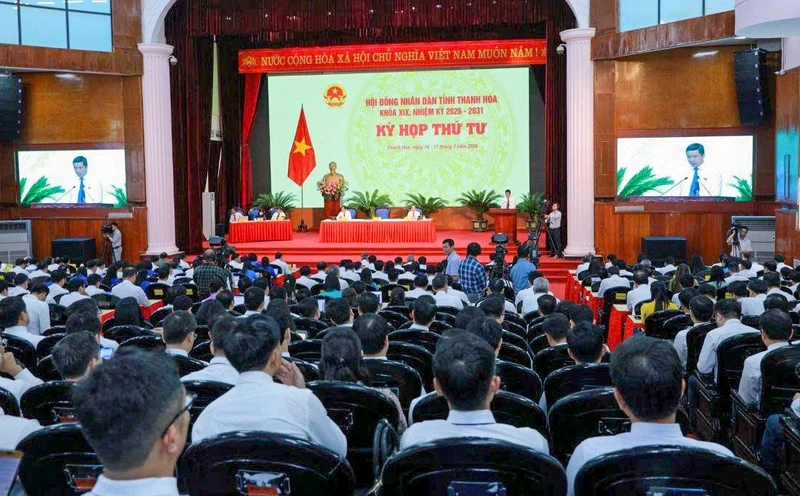Bí thư Thanh Hóa: 'Không đùn đẩy, quanh co khi giải quyết thủ tục'