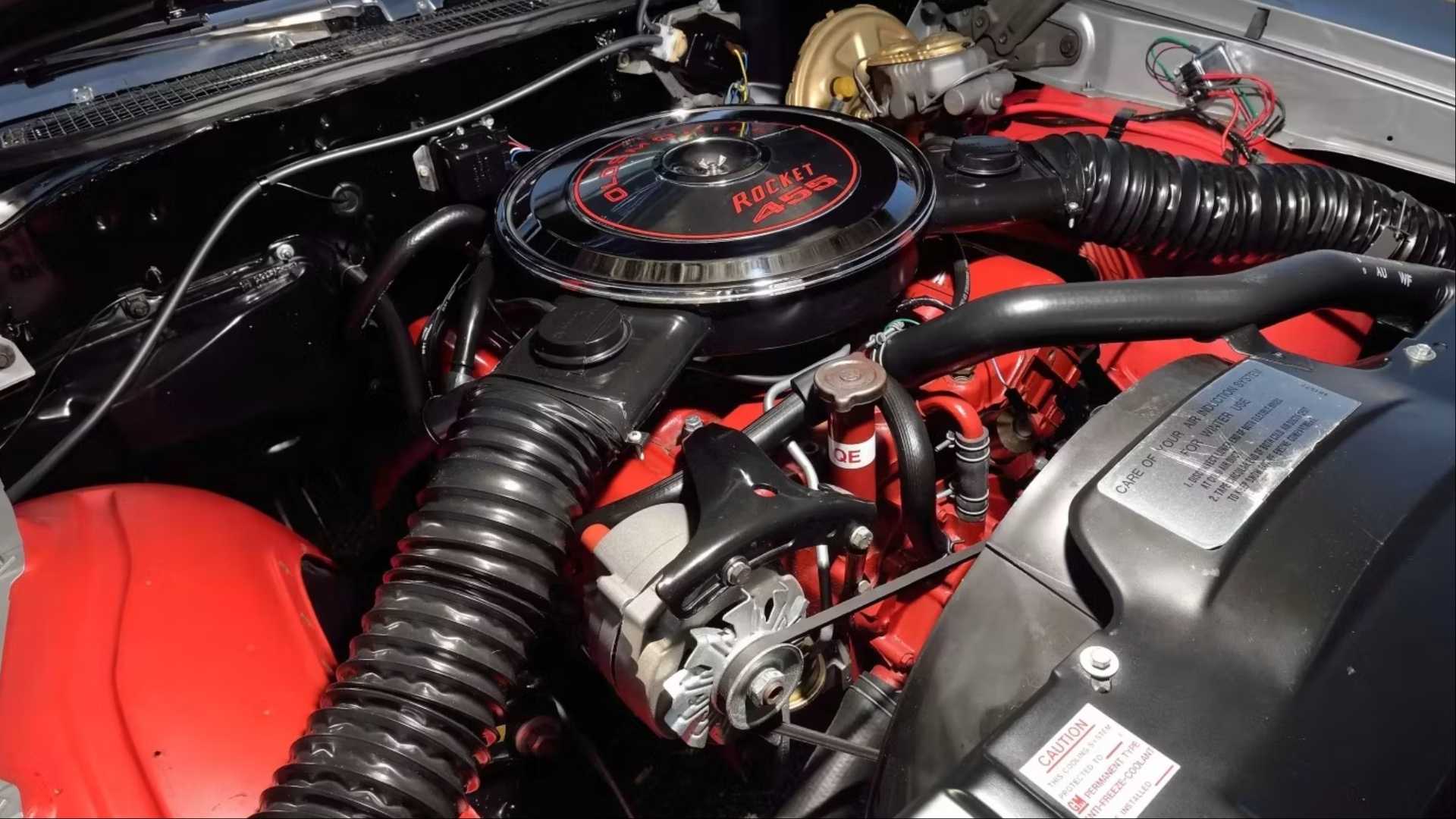 Olds Rocket 455 V8