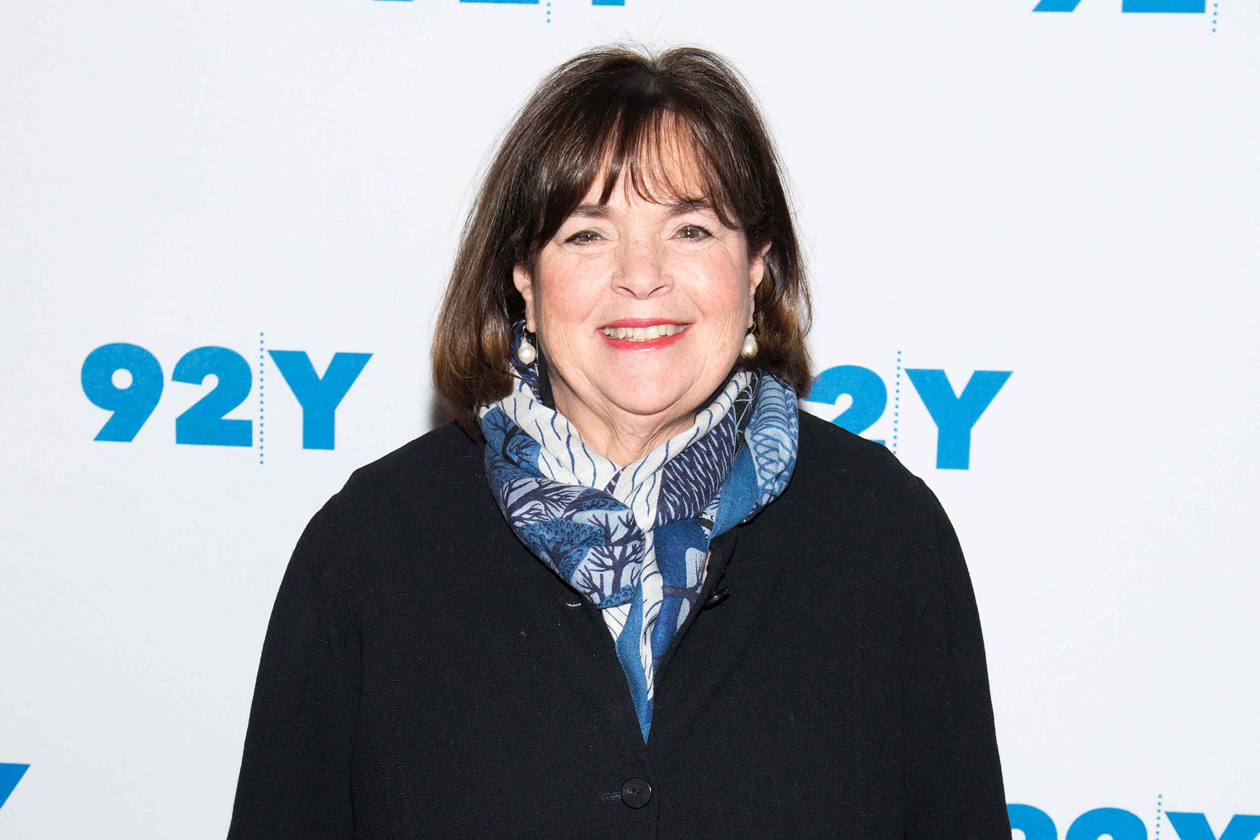 Ina Garten just shared her formula for an effortless summer tablescape — shop 7 inspired pieces at Amazon from $10