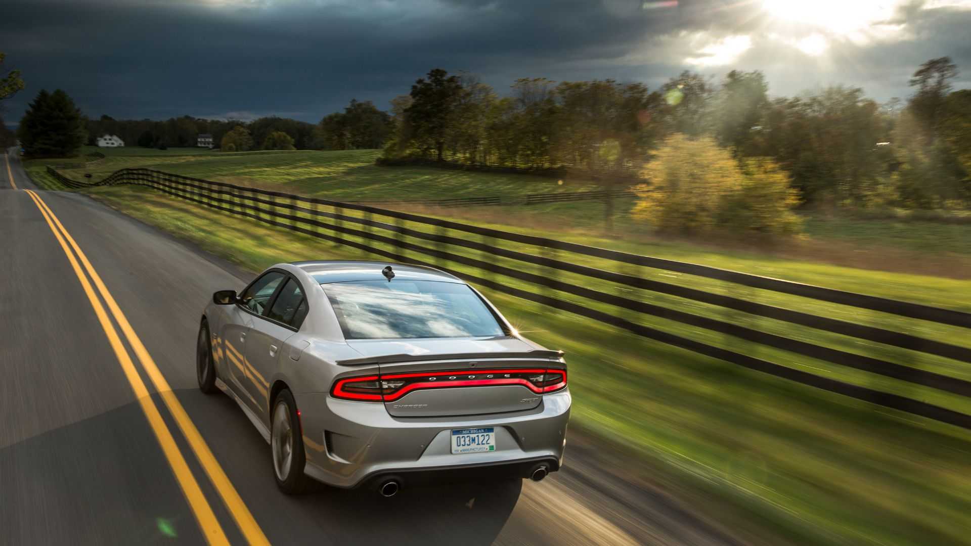 Dodge Charger SRT 392 rear 3/4