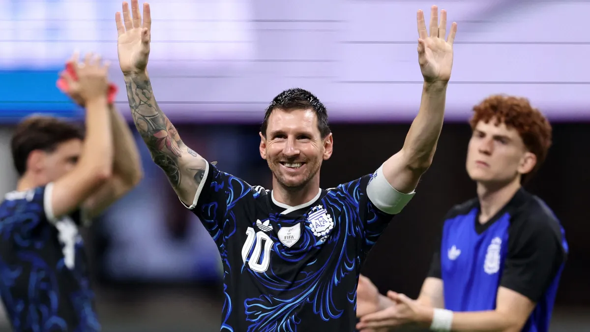 Was Lionel Messi offside? Viral images miss key point about Argentina's ...
