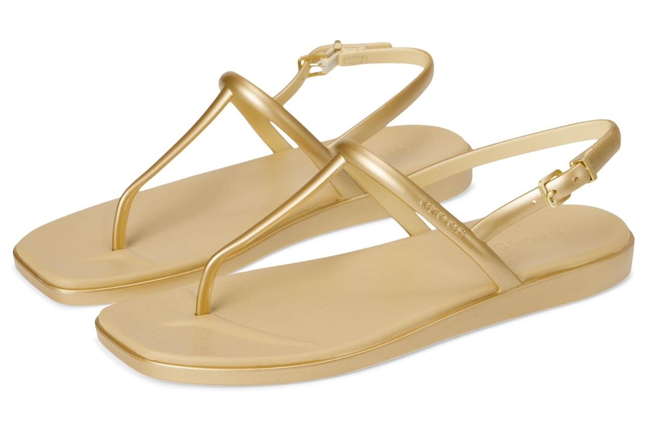 Crocs Women's Miami Thong Sandal