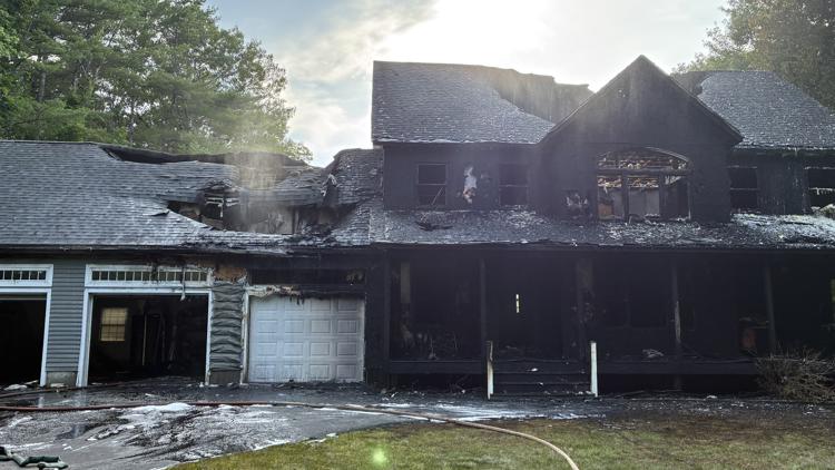 Winthrop homeowner escapes with 3 dogs after fire breaks out