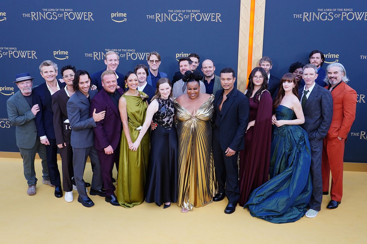 Peter Mullan, Charles Edwards, Tyroe Muhafidin, Maxim Baldry, Owain Arthur, Patrick Mckay, Cynthia Addai-Robinson, Leon Wadham, Morfydd Clark, J.D. Payne, Sophia Nomvete, Lloyd Owen, Charlie Vickers, Rory Kinnear, Ismael Cruz Cordova, Megan Richards, Sam Hazeldine, Markella Kavenagh, Tanya Moodie, Daniel Weyman, Benjamin Walker and Trystan Gravelle