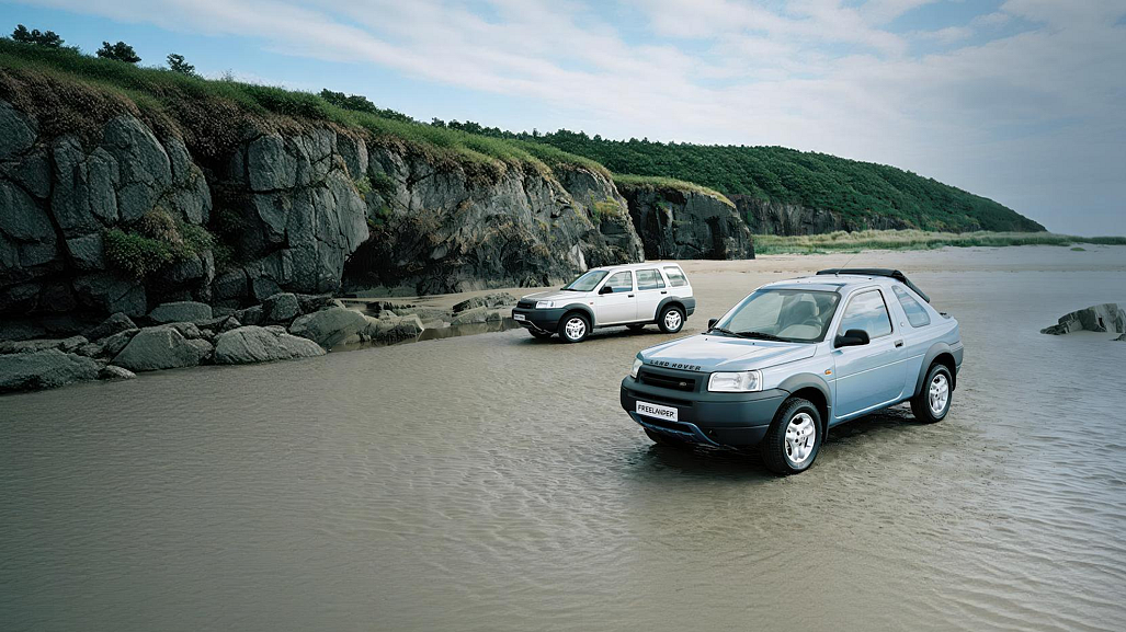 Freelander 8 reveals eight exterior colours and brings smarter daily ...