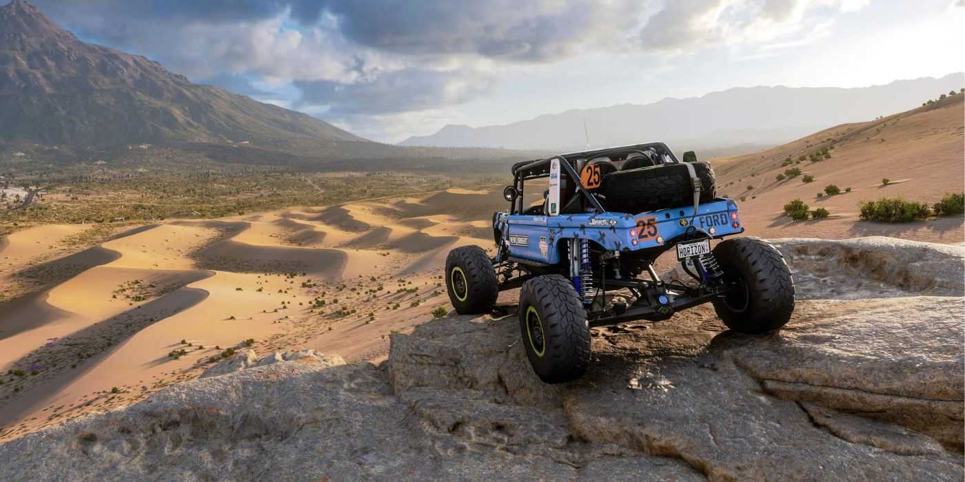 A player goes off-roading in Forza Horizon 5