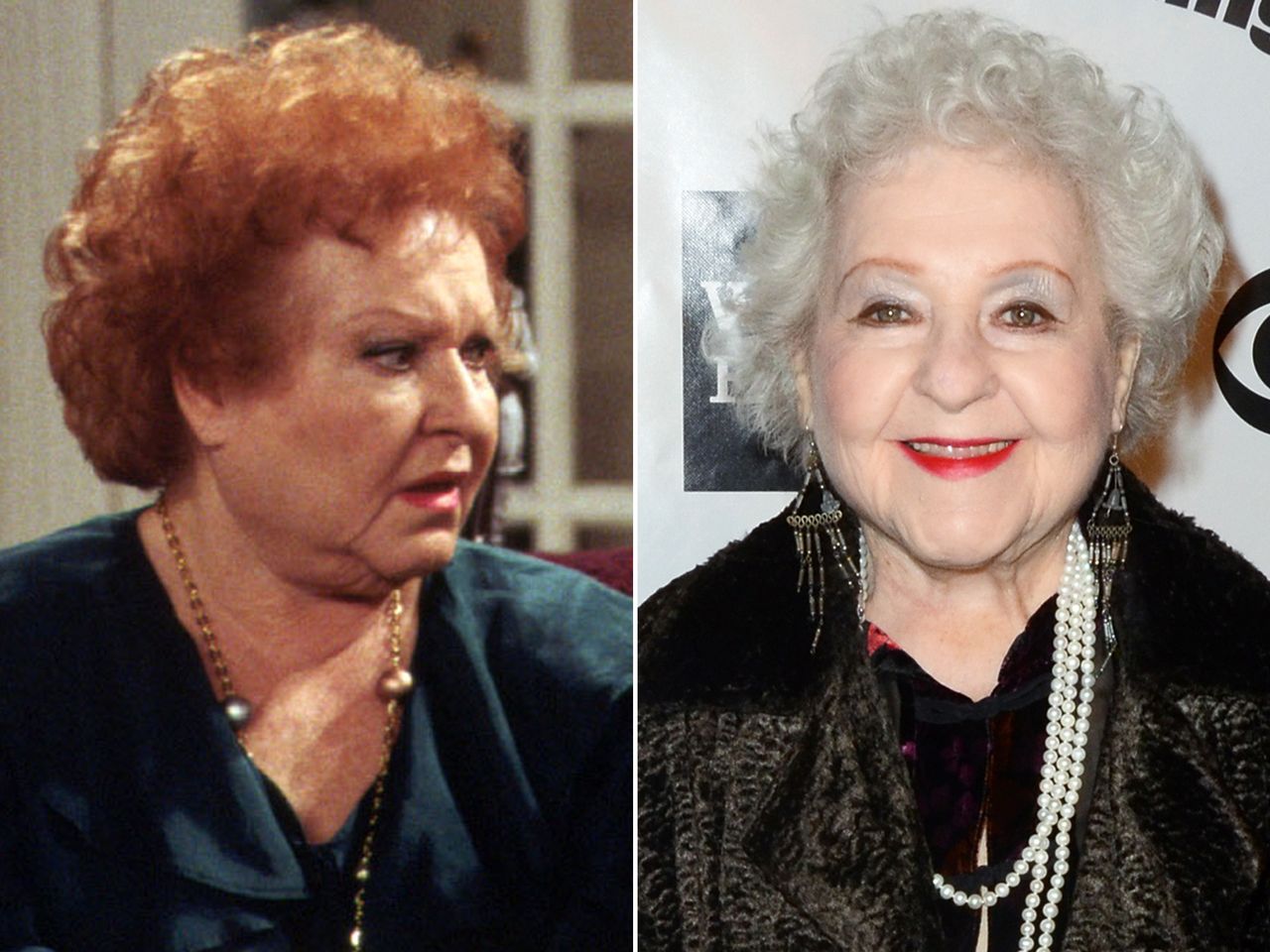 Estelle Harris as Estelle Constanza in 'Seinfeld'. ; Estelle Harris at the Borgnine Movie Star Gala in 2014.