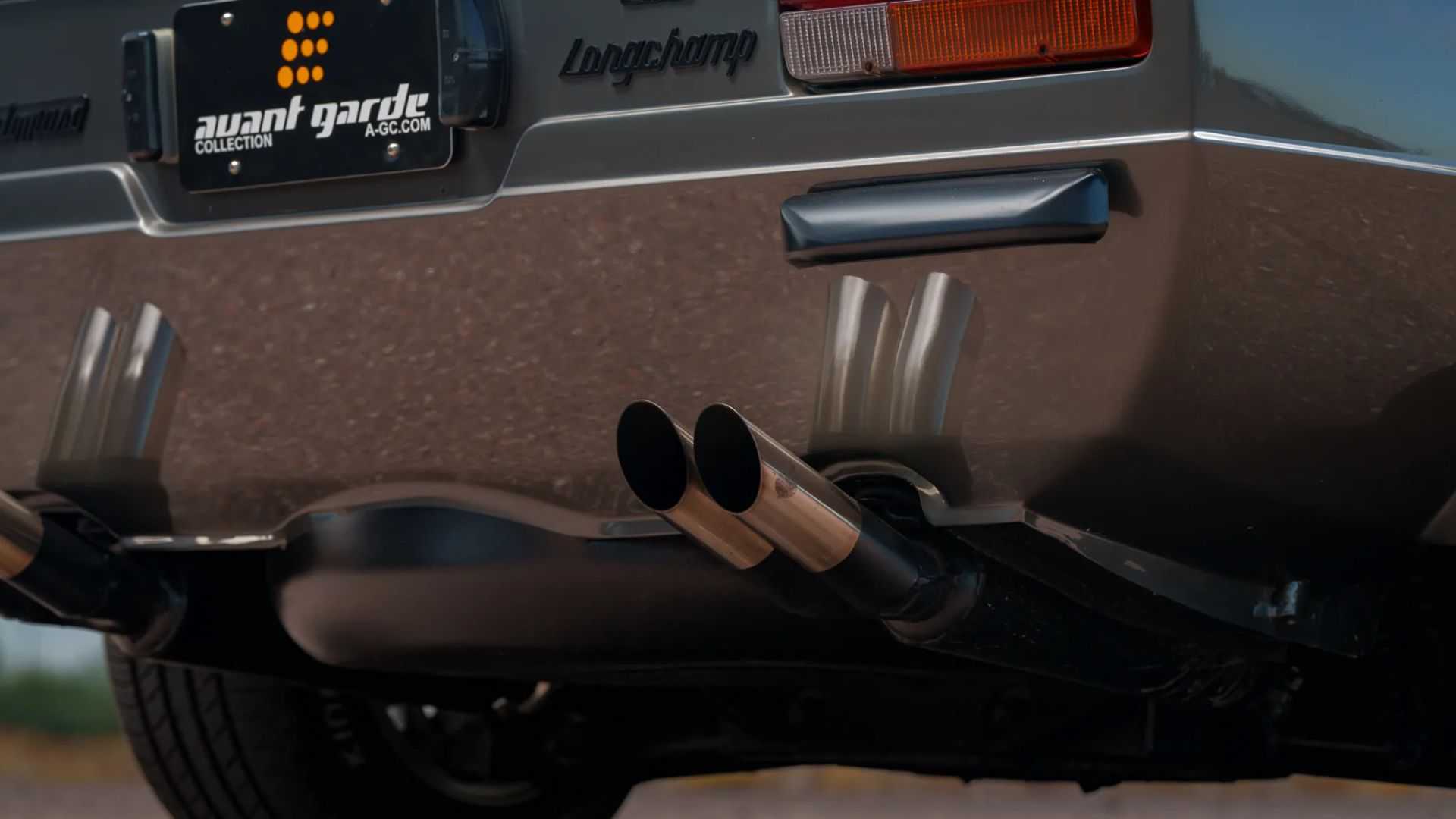 1974 De Tomaso Longchamp tailpipe