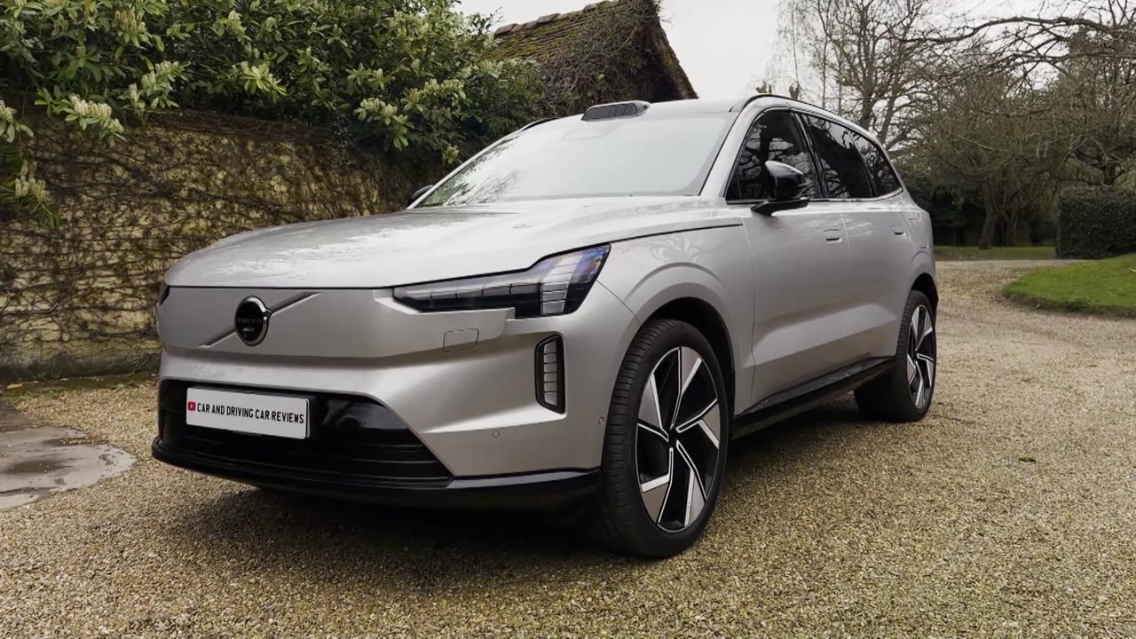 Volvo luxury electric SUV uses a roof-mounted safety sensor