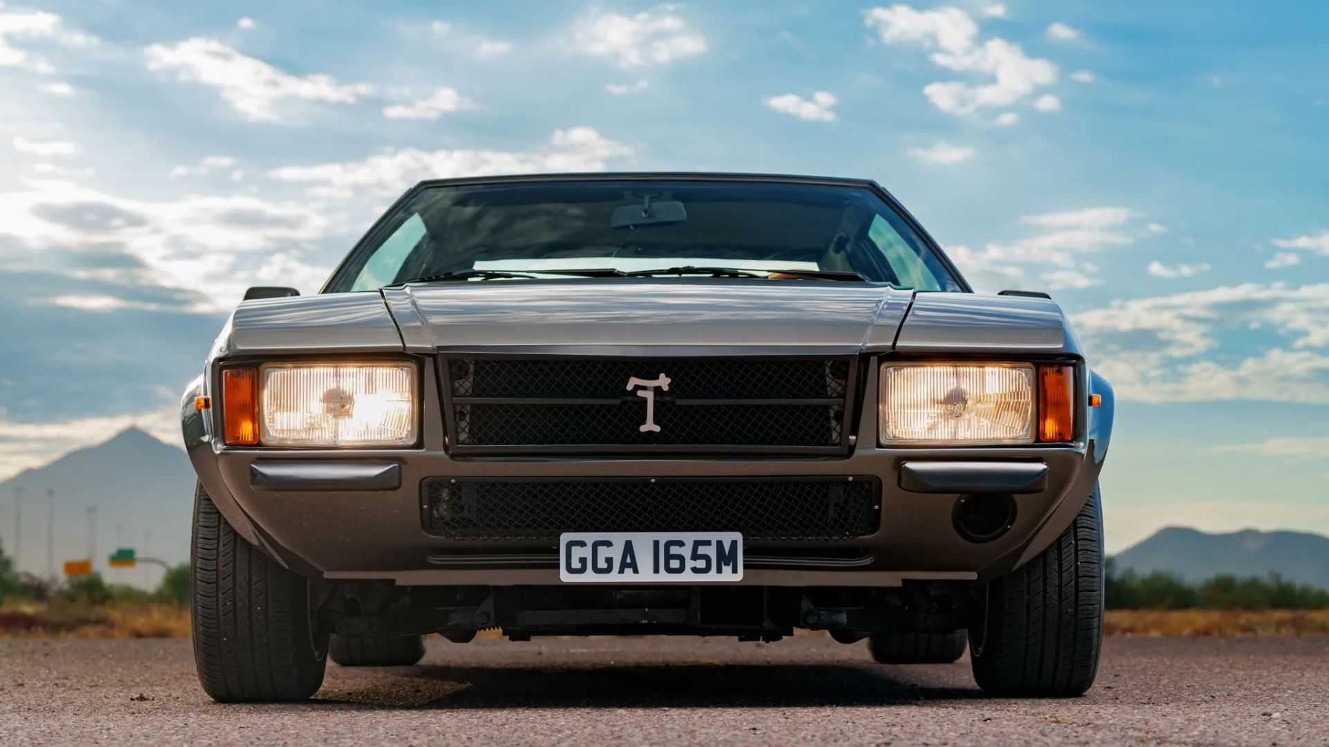 1974 De Tomaso Longchamp front