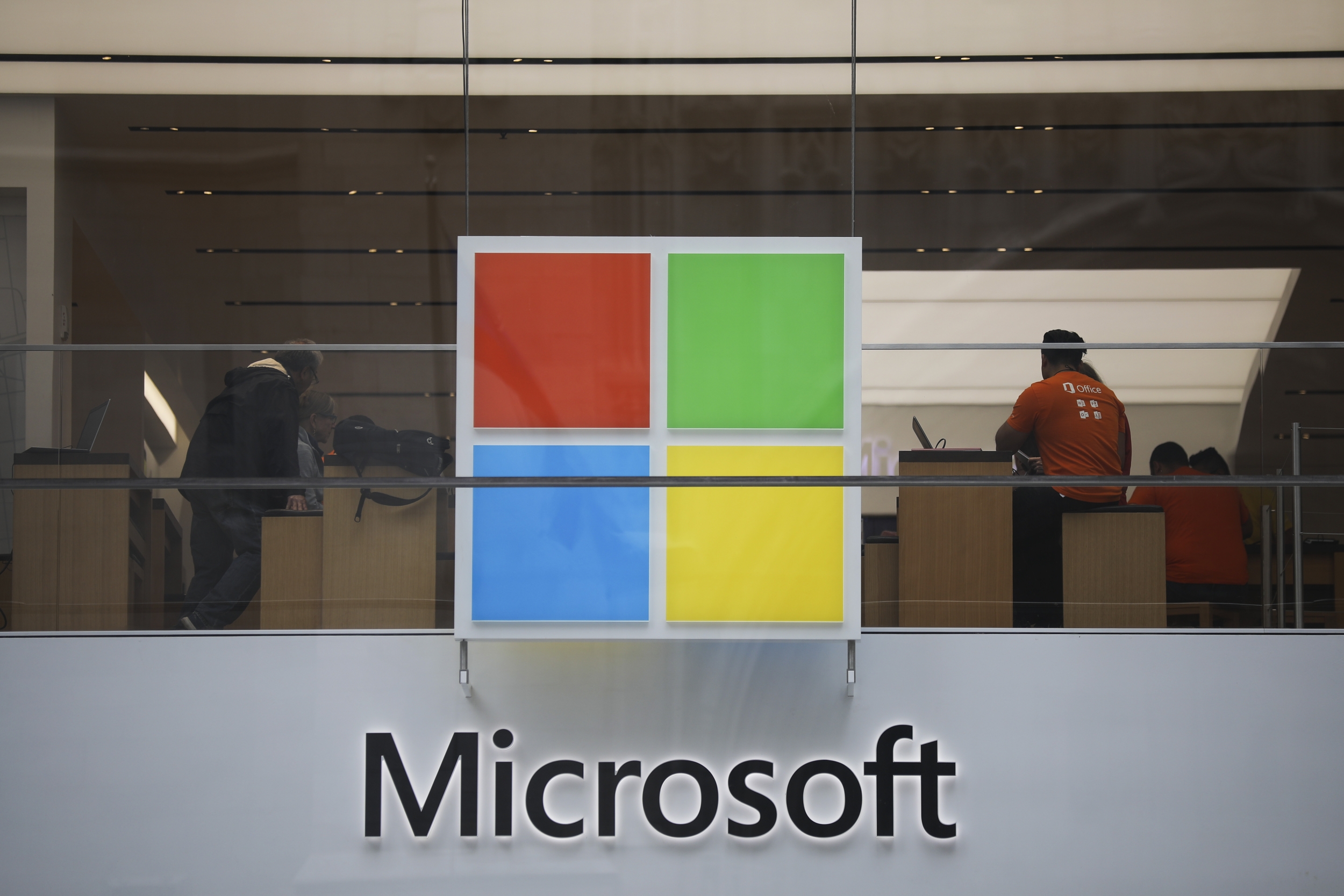 Microsoft patches 622 CVEs: Active SharePoint and AD FS zero-days ...