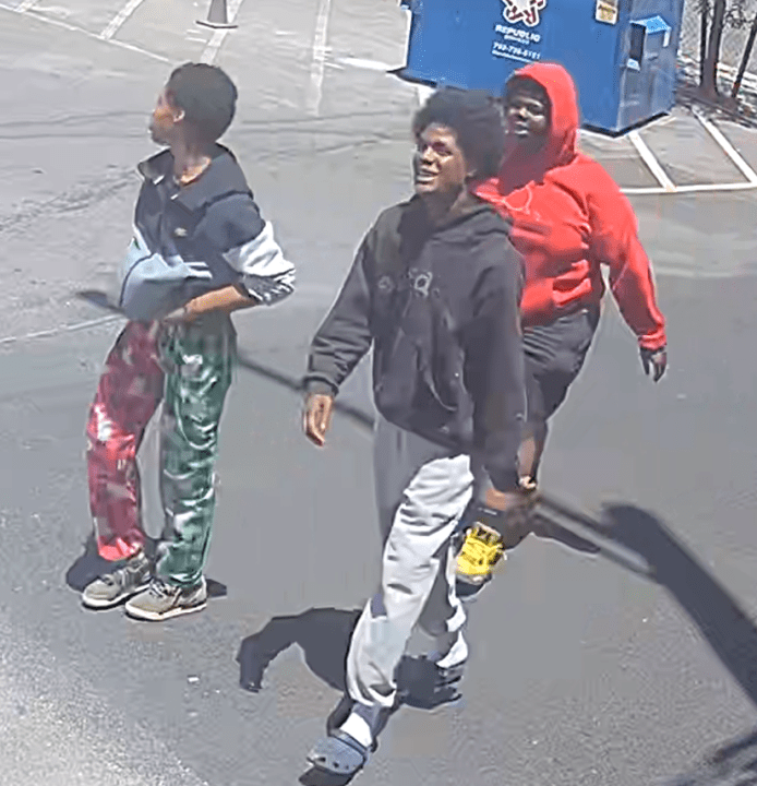 Las Vegas police search for 3 minors accused of robbery, carjacking in north valley