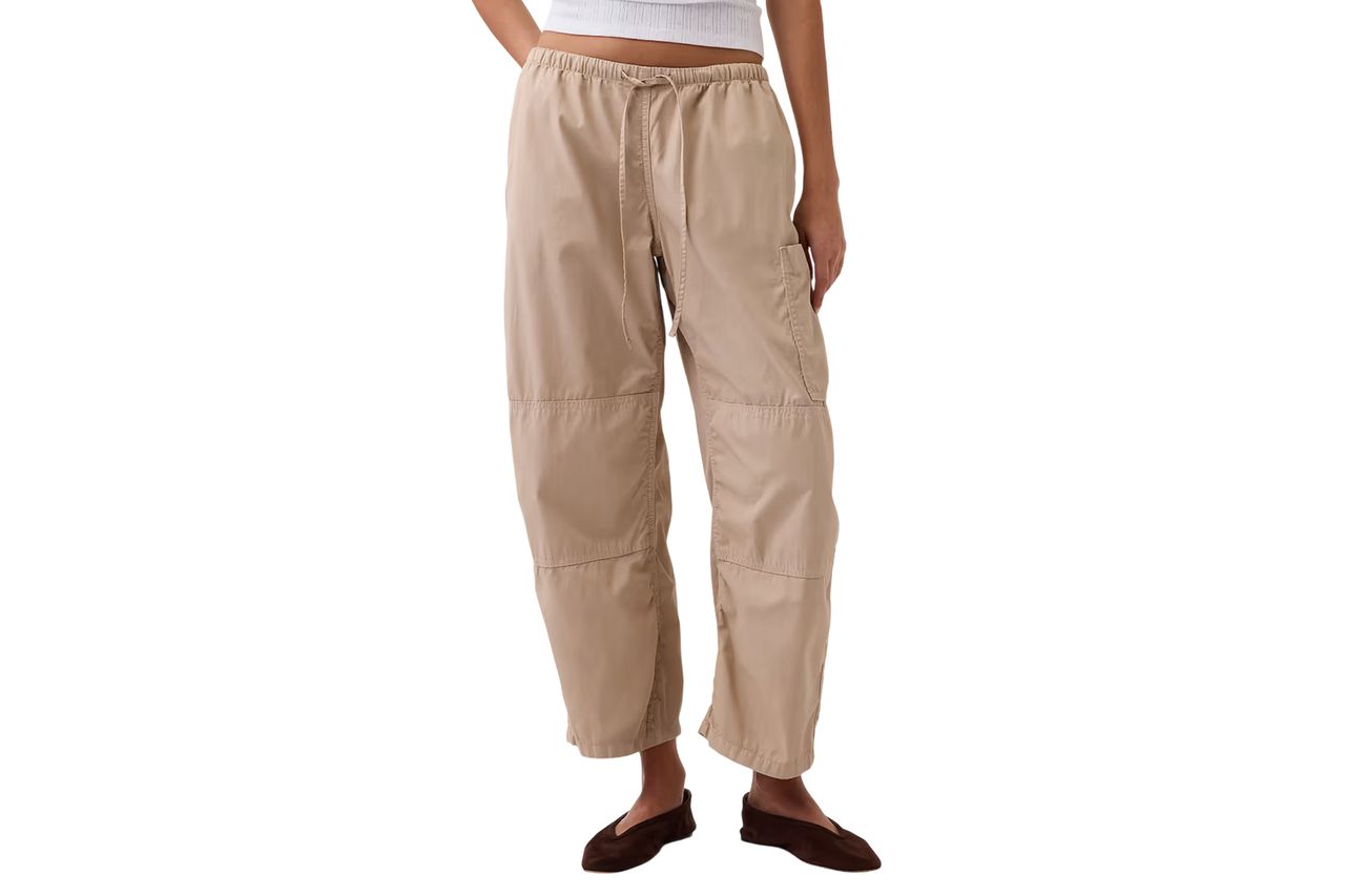 Gap Mid Rise Twill Easy Barrel Utility Pants