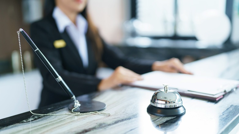 The Secret Reason Staff Are So Friendly At All-Inclusive Resorts (And How To Avoid Getting Scammed)