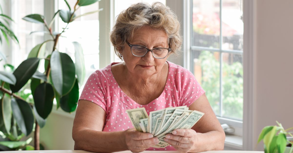 A $300,000 annuity promises $1,900 a month for life, but here is what retirees give up