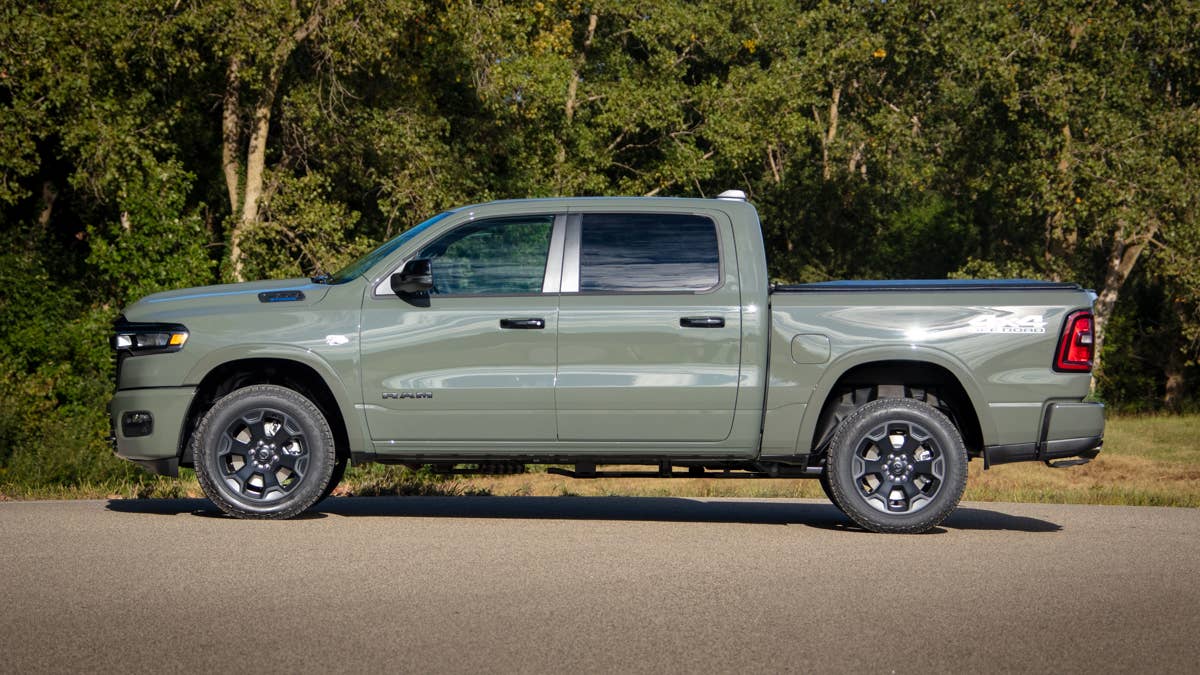 2026-ram-1500-big-horn-57-liter-hemi-v-8-etorque