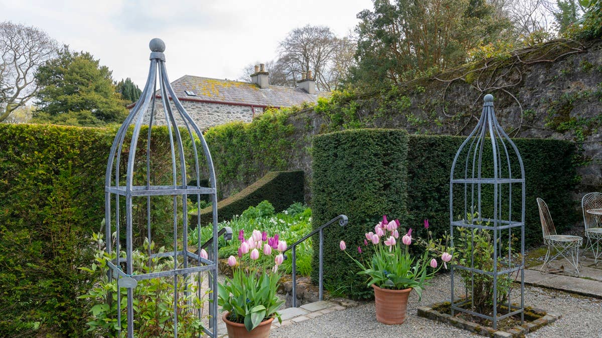plas-cadnant-hidden-gardens-menai-bridge-anglesey-north-wales