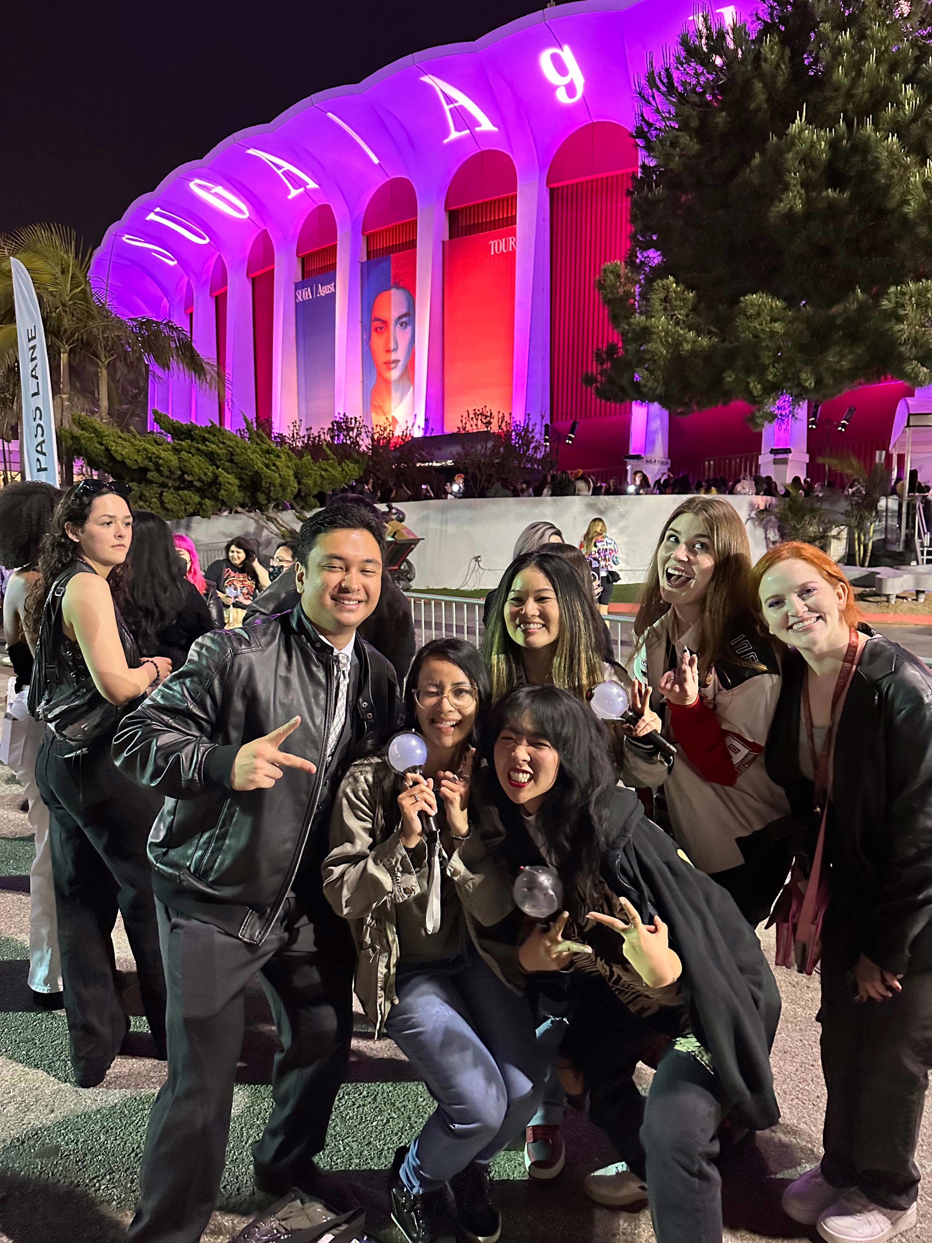 The Friendships Formed By K-Pop Freebie Swaps