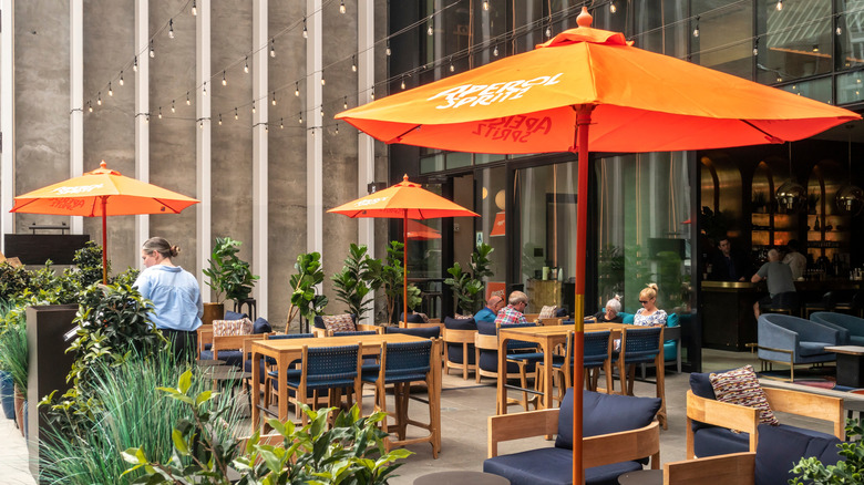 The al fresco dining area of the Motto by Hilton hotel in the Chelsea neighborhood in New York City