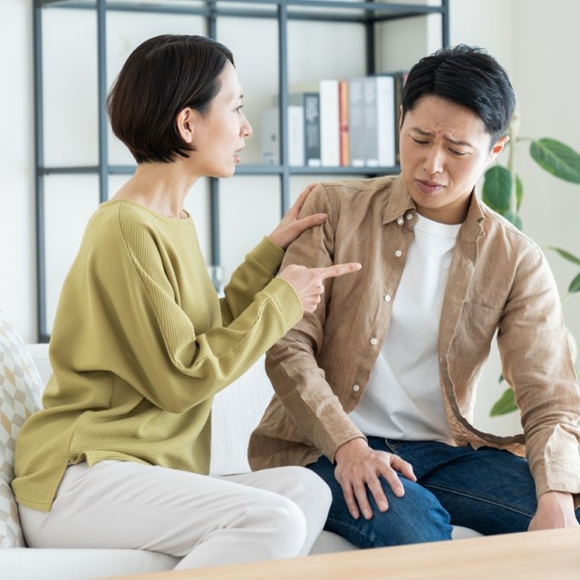 「年収は1000万は超えてるかな」個人事業主の夫の言葉は真っ赤なウソ 本当の収入を知った妻の後悔【ファイナンシャルプランナーが解説】