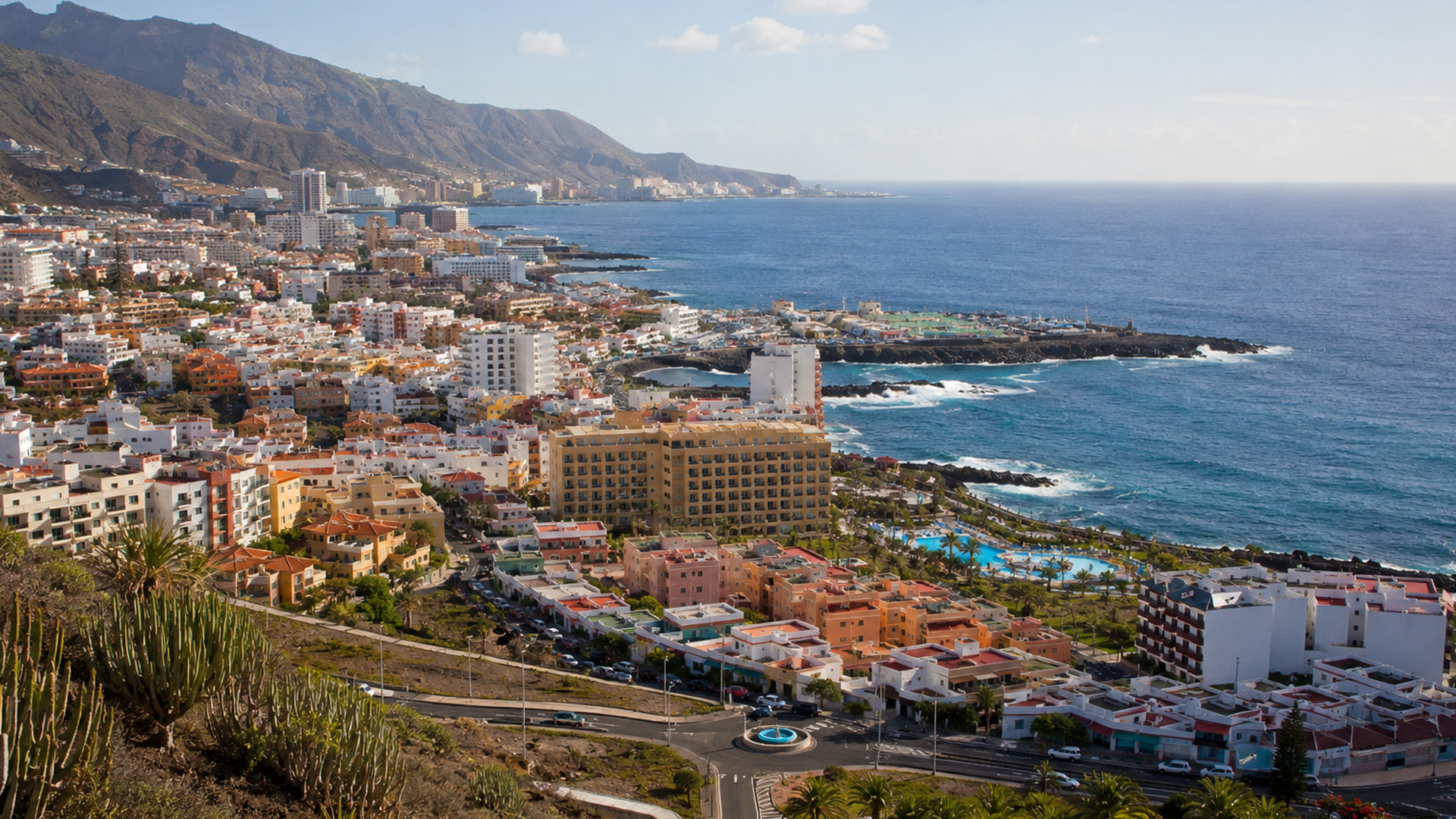 Why the Canary Islands belong to Spain
