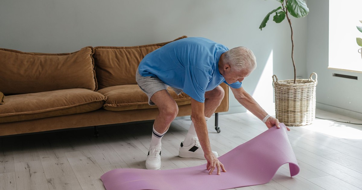 A ranking of the 12 U.S. states where people have the highest life expectancy