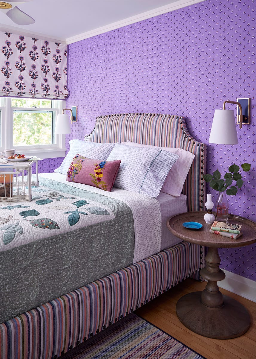 cullen-wisconsin-lake-home-purple-bedroom.jpg