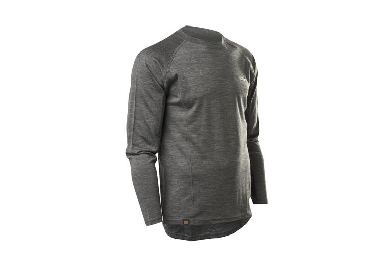 We test the best running base layers to keep you warm and comfortable ...