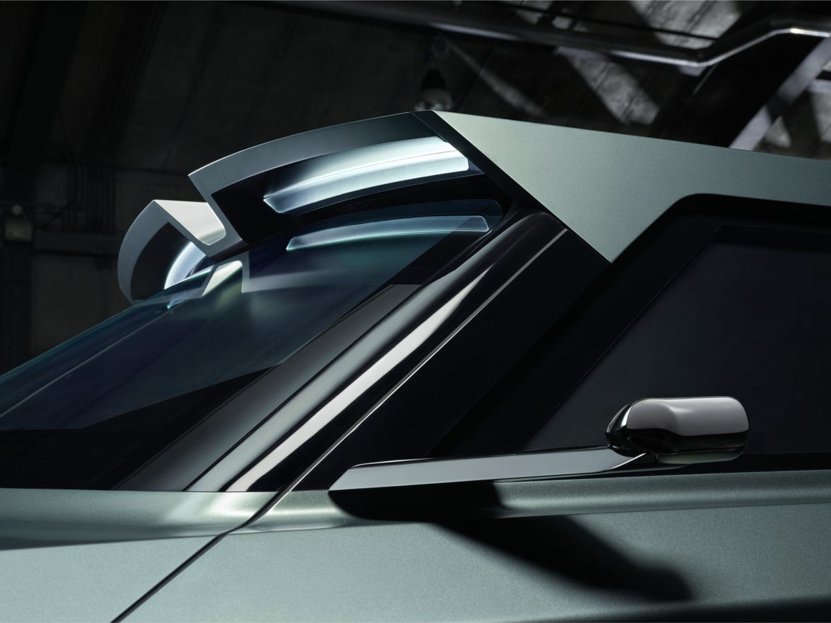 See the Aston Martin Dreadnought From Every Angle