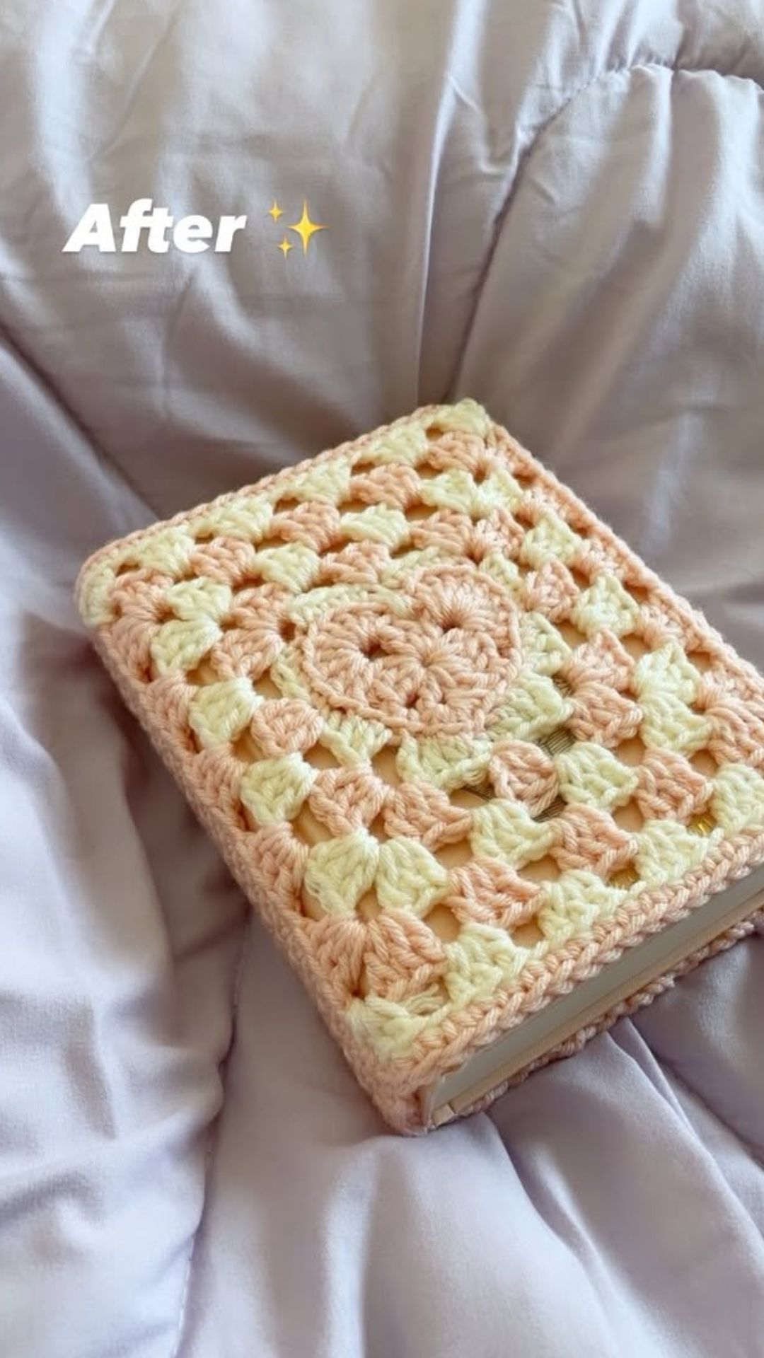 Create a cozy book cover with this easy crochet idea