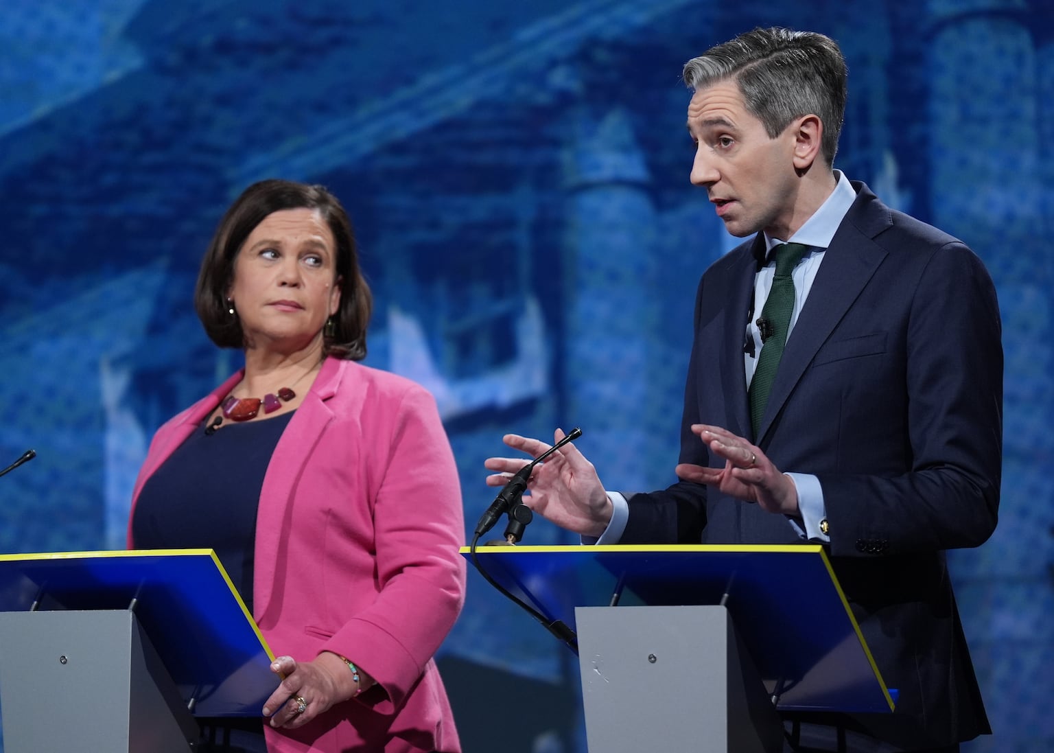 Sinn Fein leader Mary Lou McDonald and Tánaiste and Fine Gael leader Simon Harris