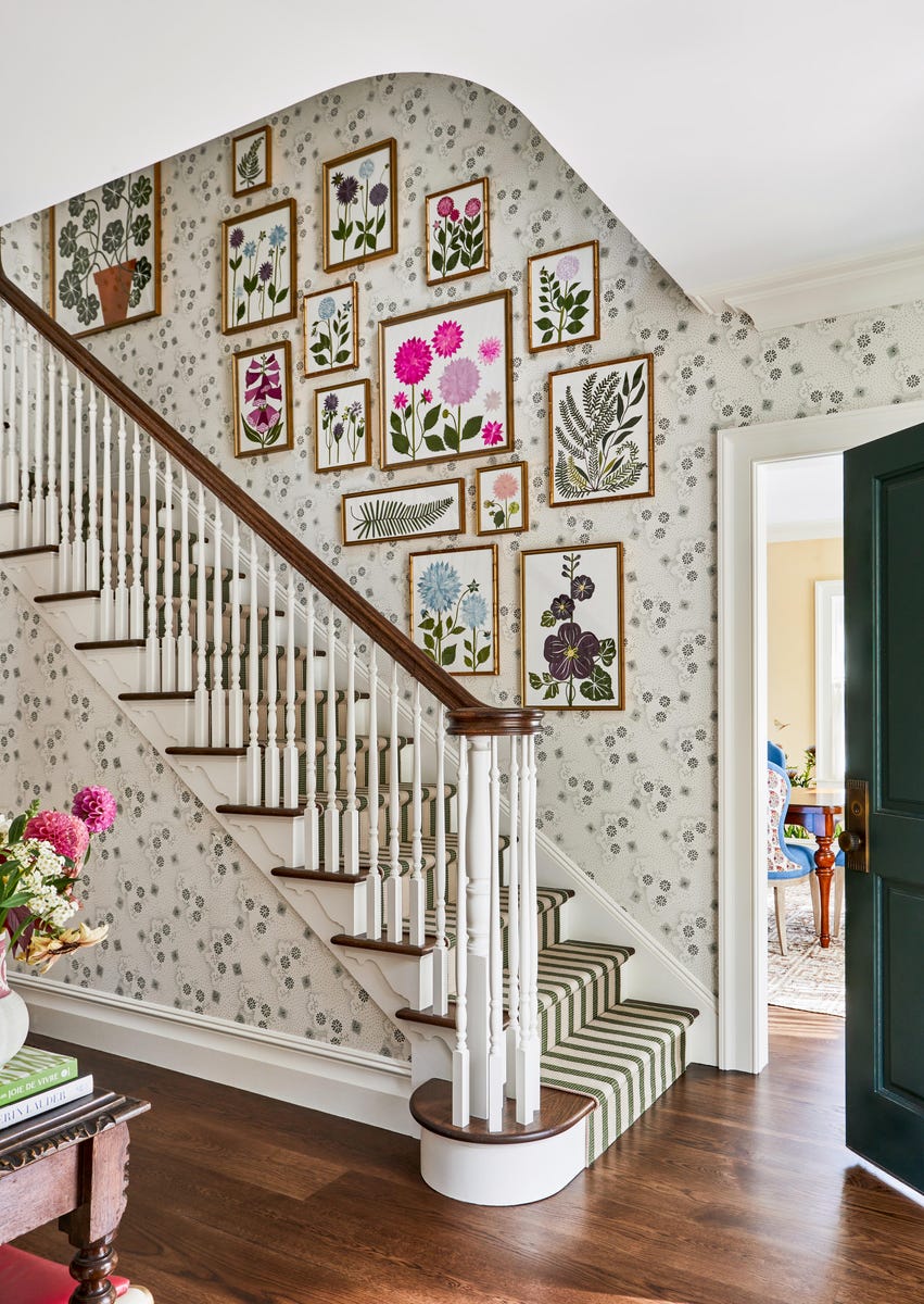 jennifer-hunter-connecticut-home-entry-stairs.jpg