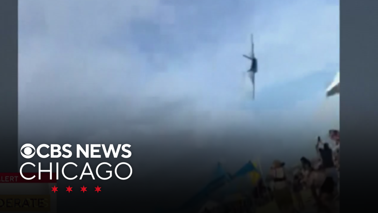 Extremely low flyover from Blue Angels in Florida under investigation