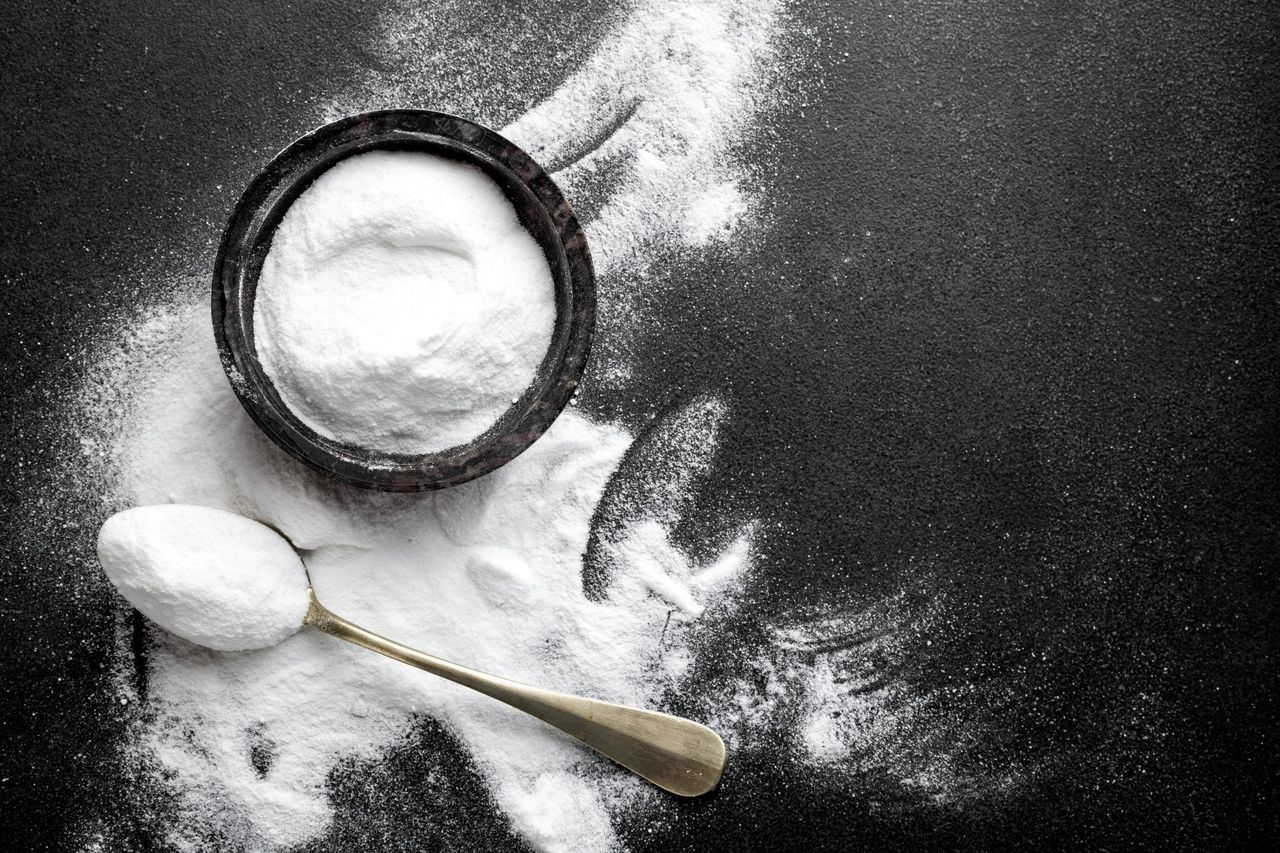 Southern Living Baking Soda Bowl