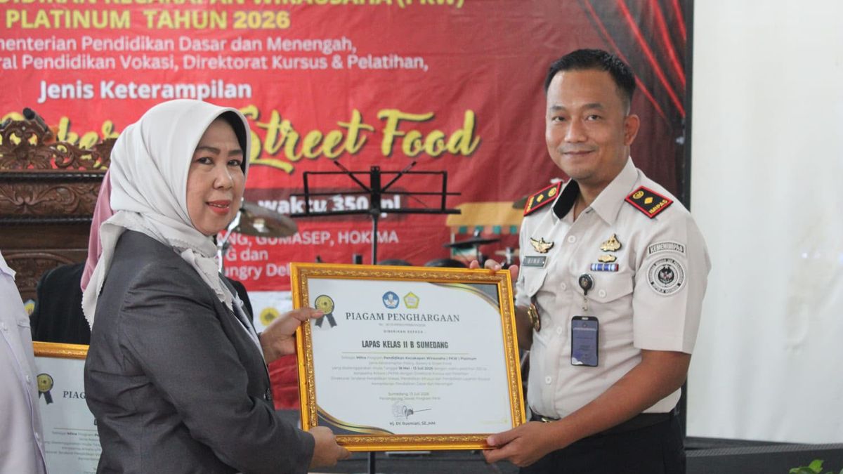 25 booth UMKM karya WBP Lapas Sumedang & Band Mawar Bisu tampil di