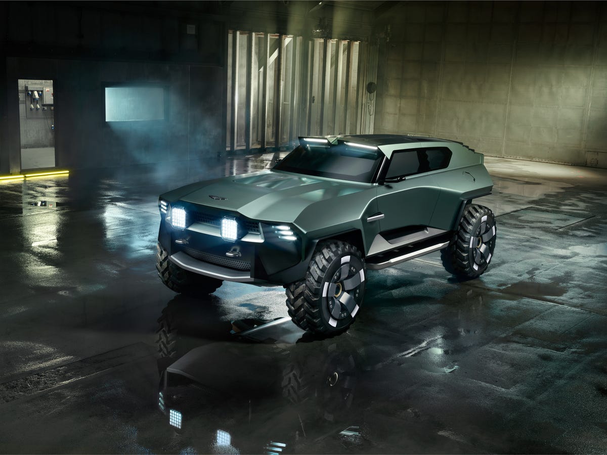 See the Aston Martin Dreadnought From Every Angle