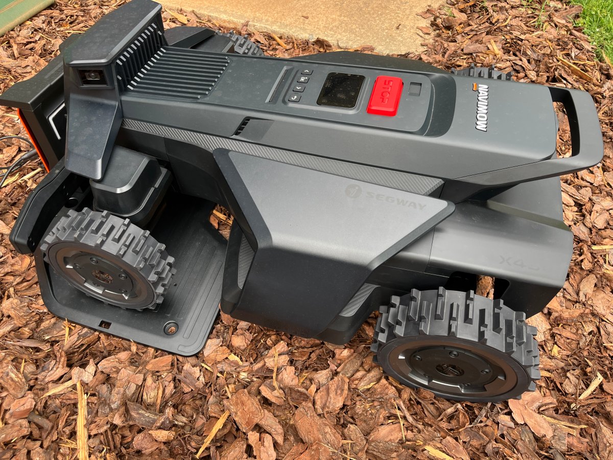 The Best Robotic Lawn Mowers of 2026—Segway, Worx, Mammotion, and More Tested by Our Team of Experts