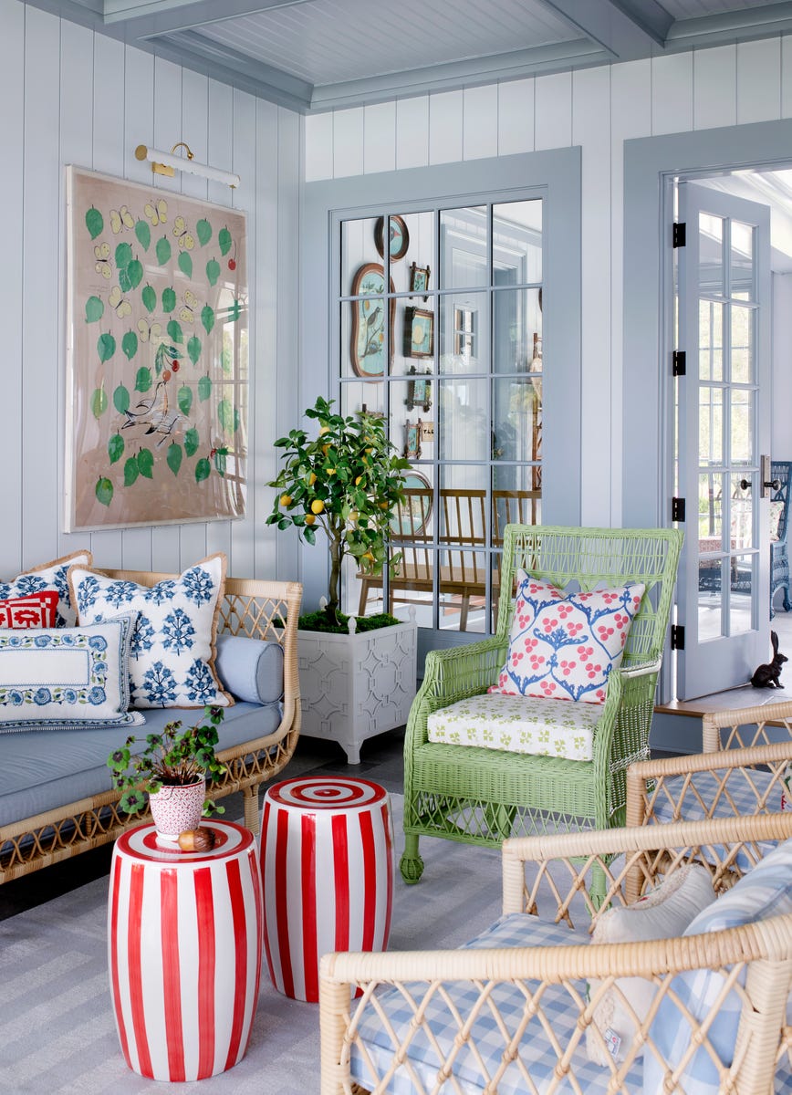 oliver-james-massachusetts-house-sunroom.jpg