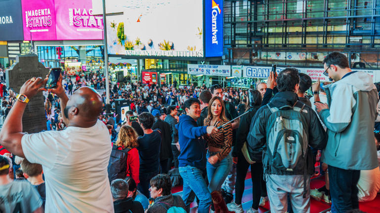 New York's Most Famous Attraction Struggles With Overwhelming Crowds