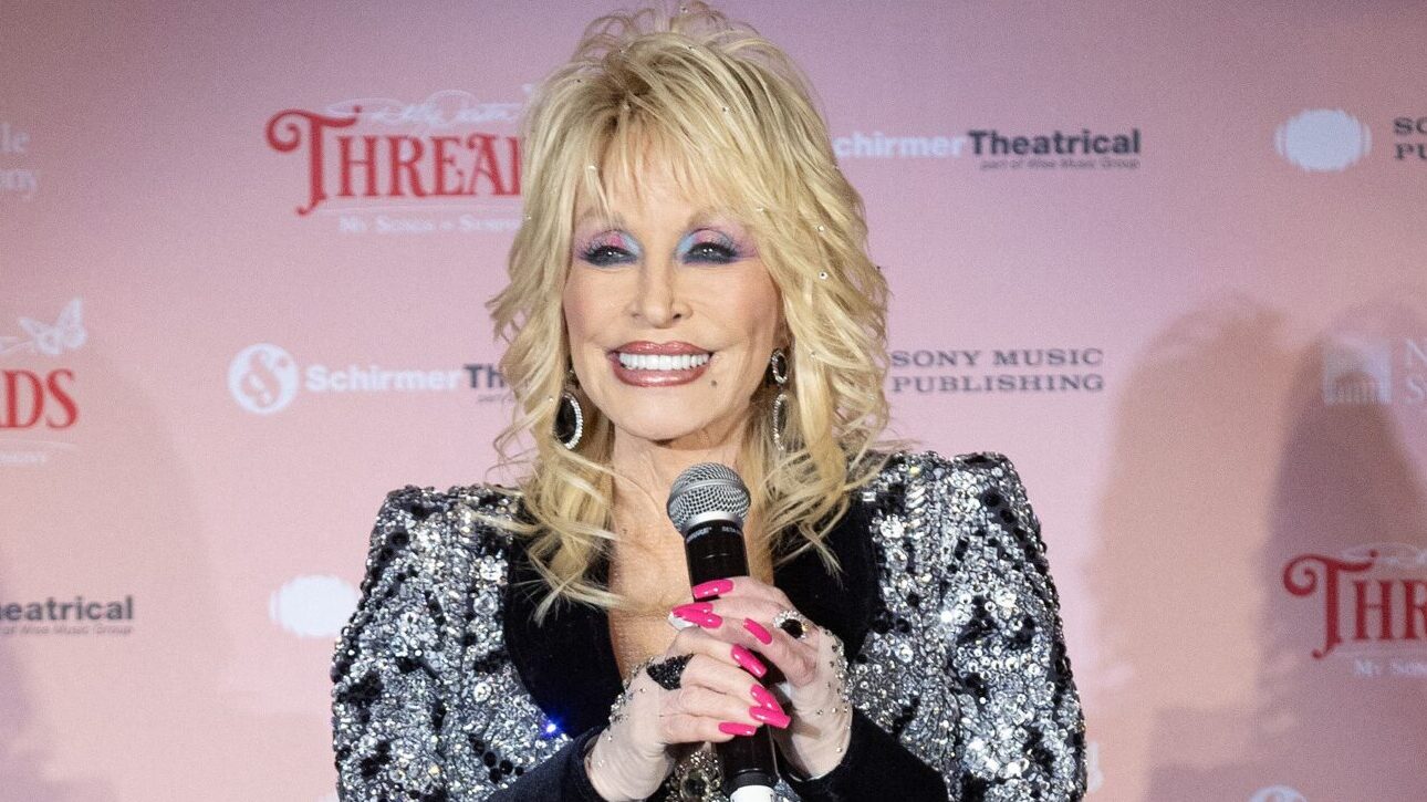 See Dolly Parton’s Private Tennessee Compound That She and Late Husband Carl Dean Built From Scratch