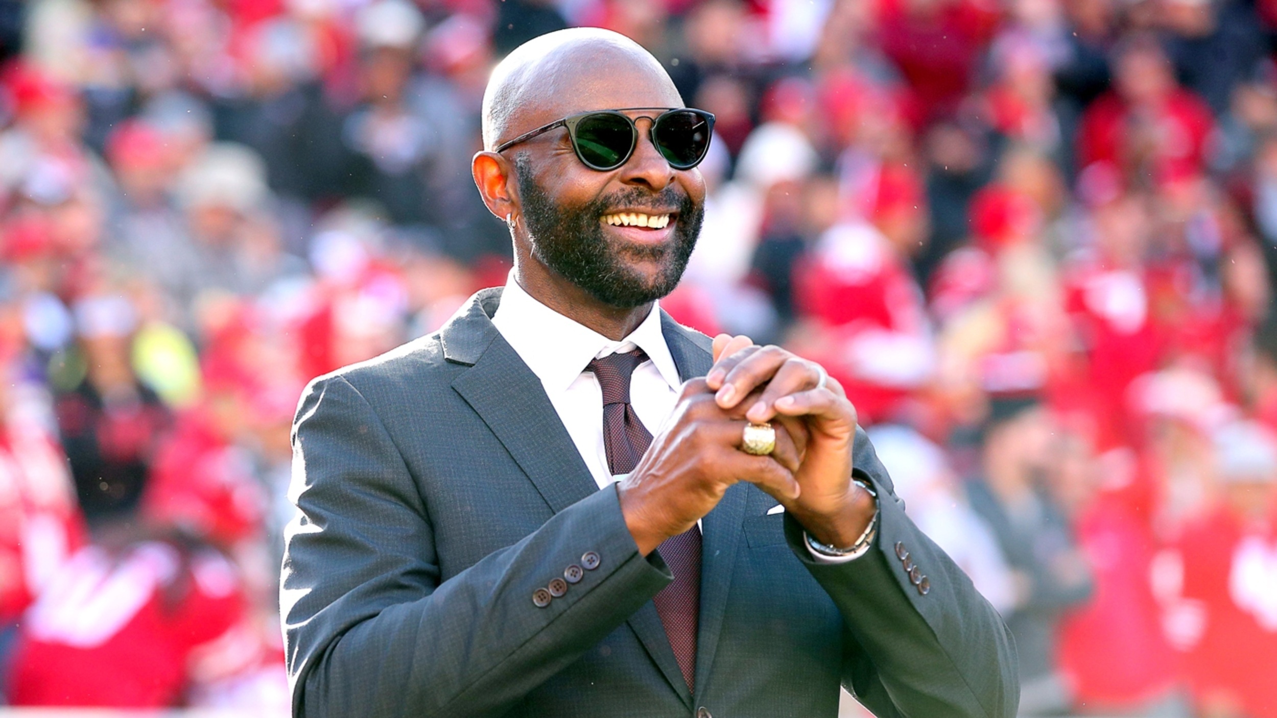49ers legend Jerry Rice chases heckler at golf tournament in viral video