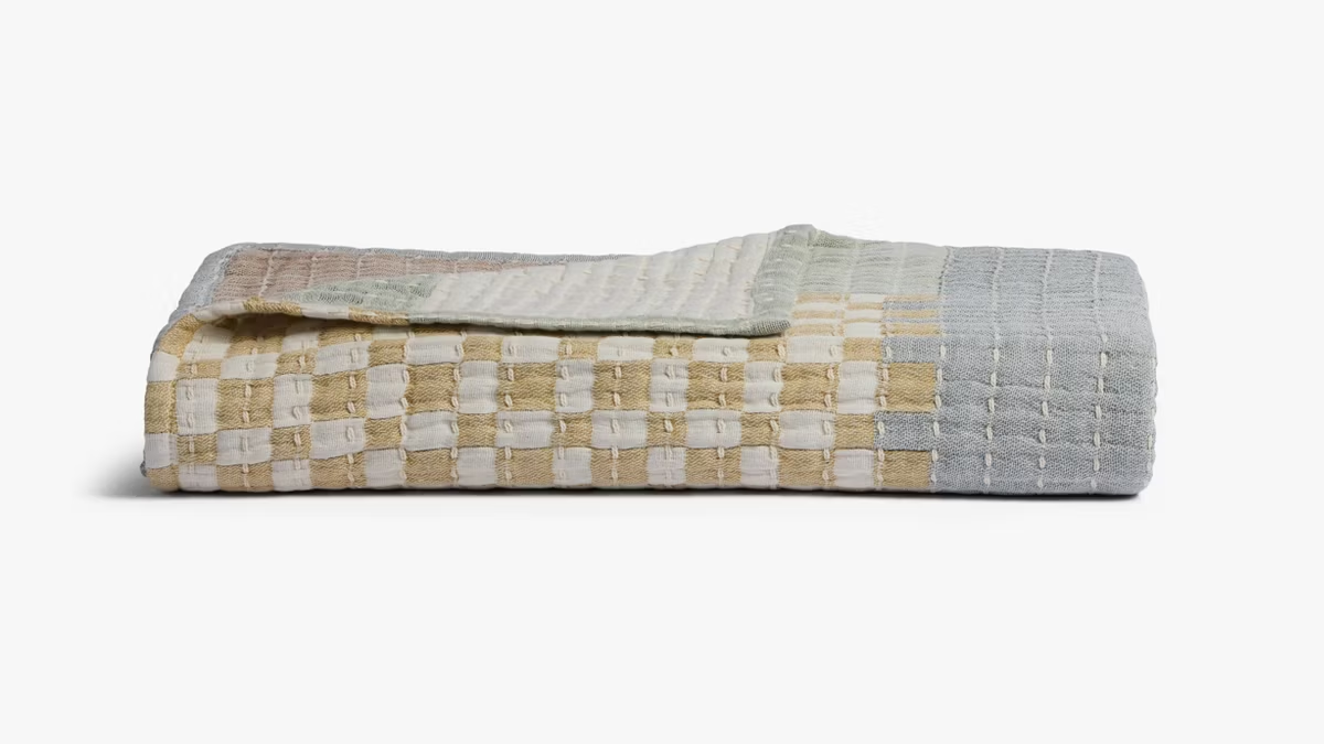 parachute-patchwork-throw