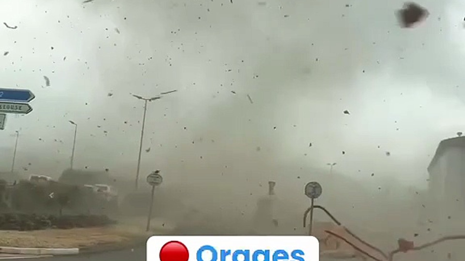 Une tornade frappe Saint-Étienne