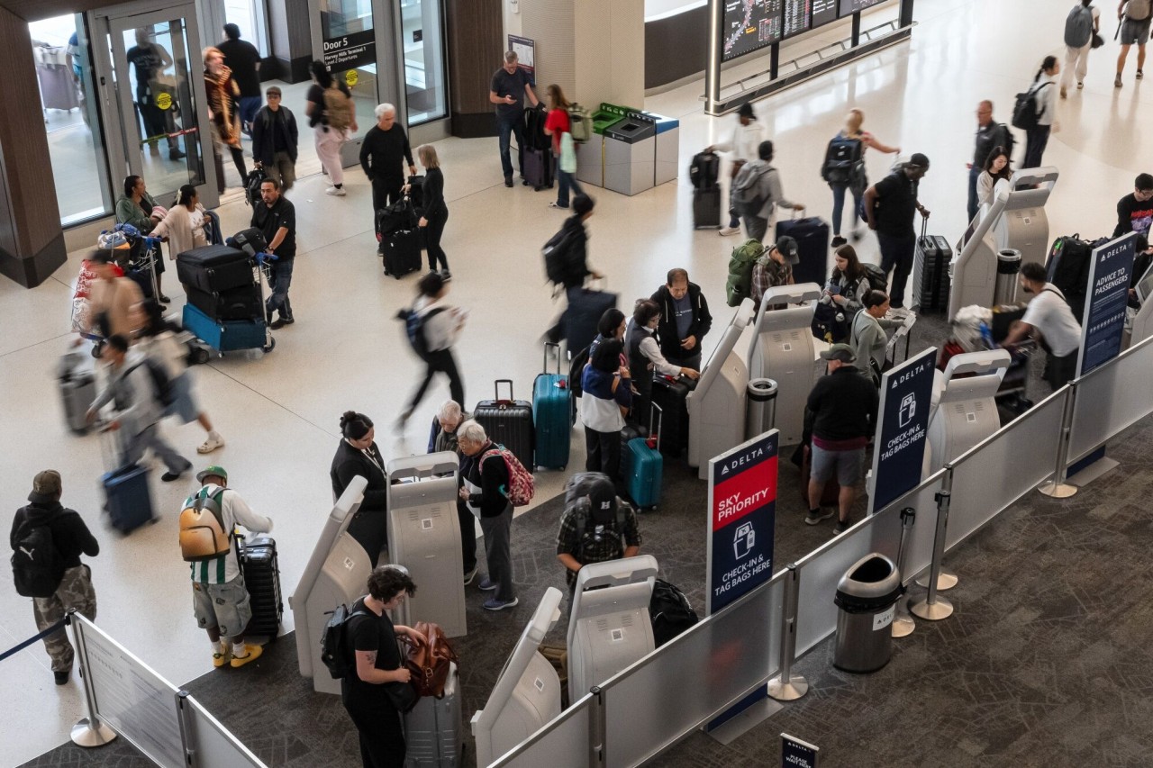 A monster pile of airline points is supercharging summer travel