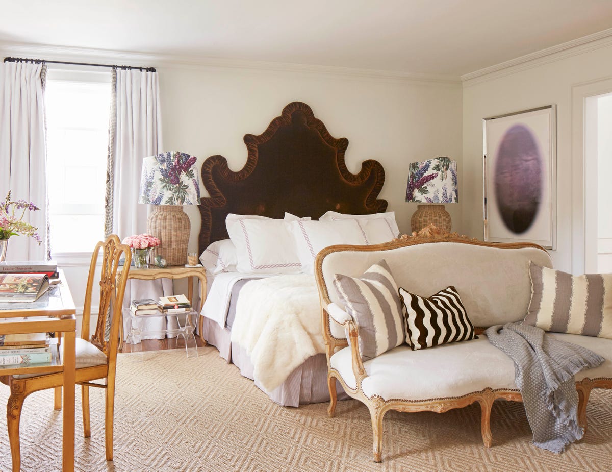 thillart-white-bedroom-veranda.jpg