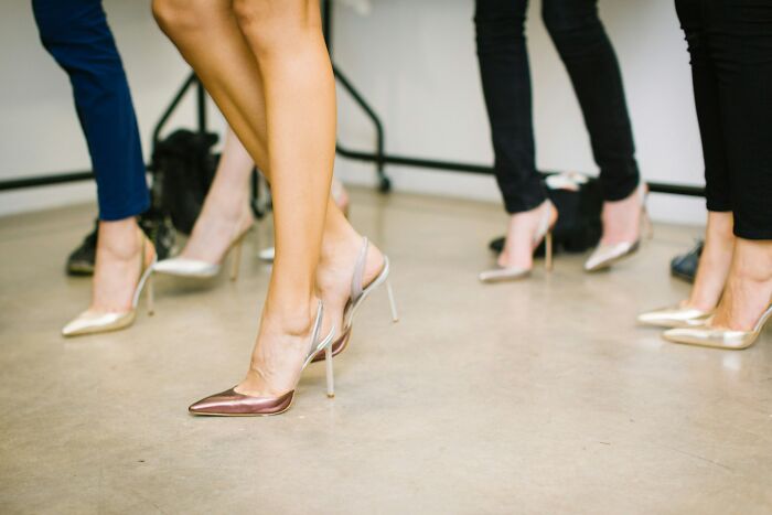 50 Unhinged Microfeminisms That Support Women And Annoy Men