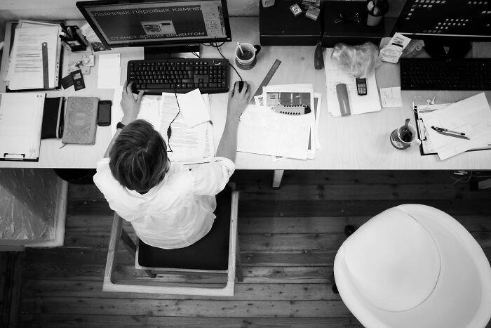 50 Unhinged Microfeminisms That Support Women And Annoy Men