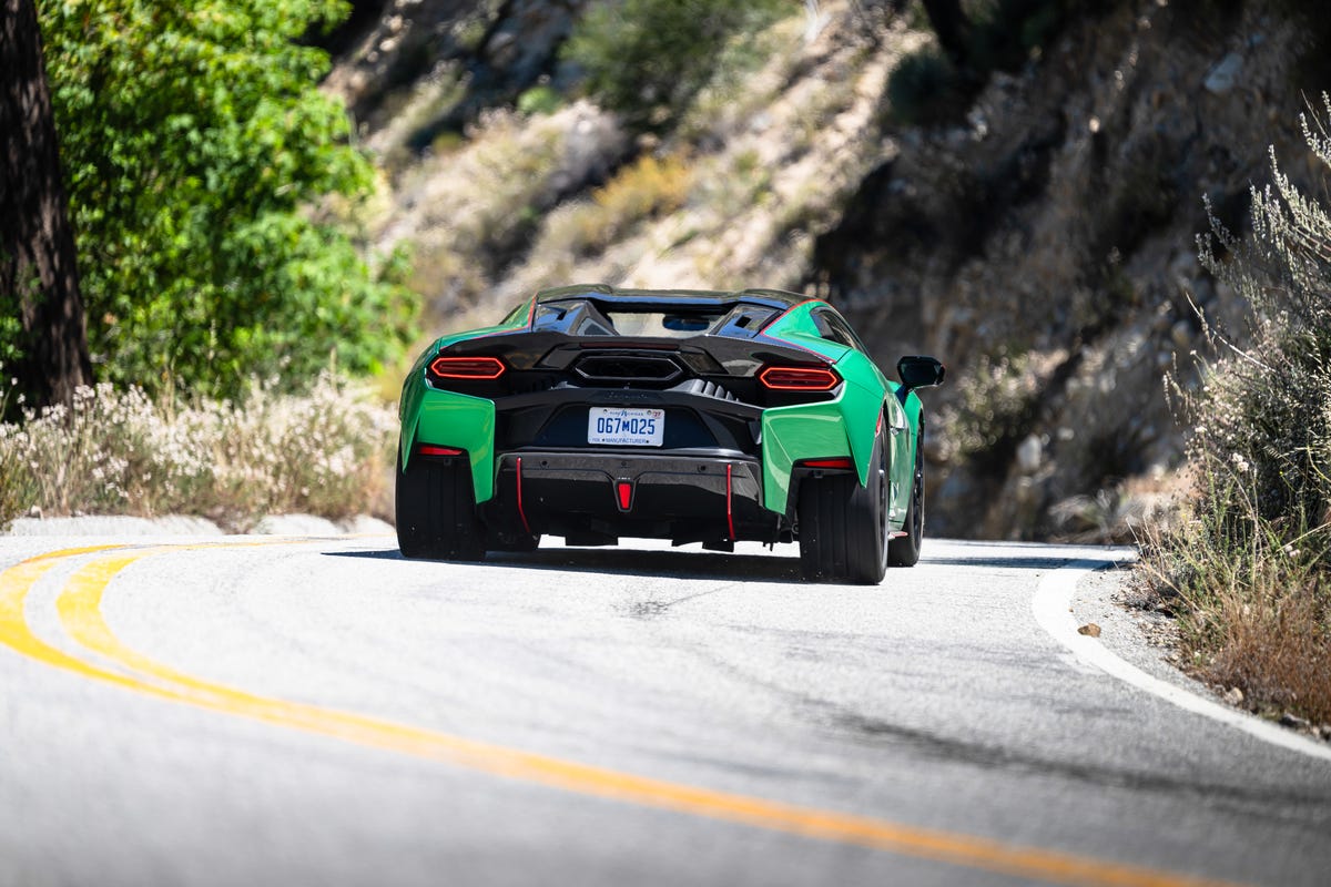 See Exterior Pics of the 2026 Lamborghini Temerario