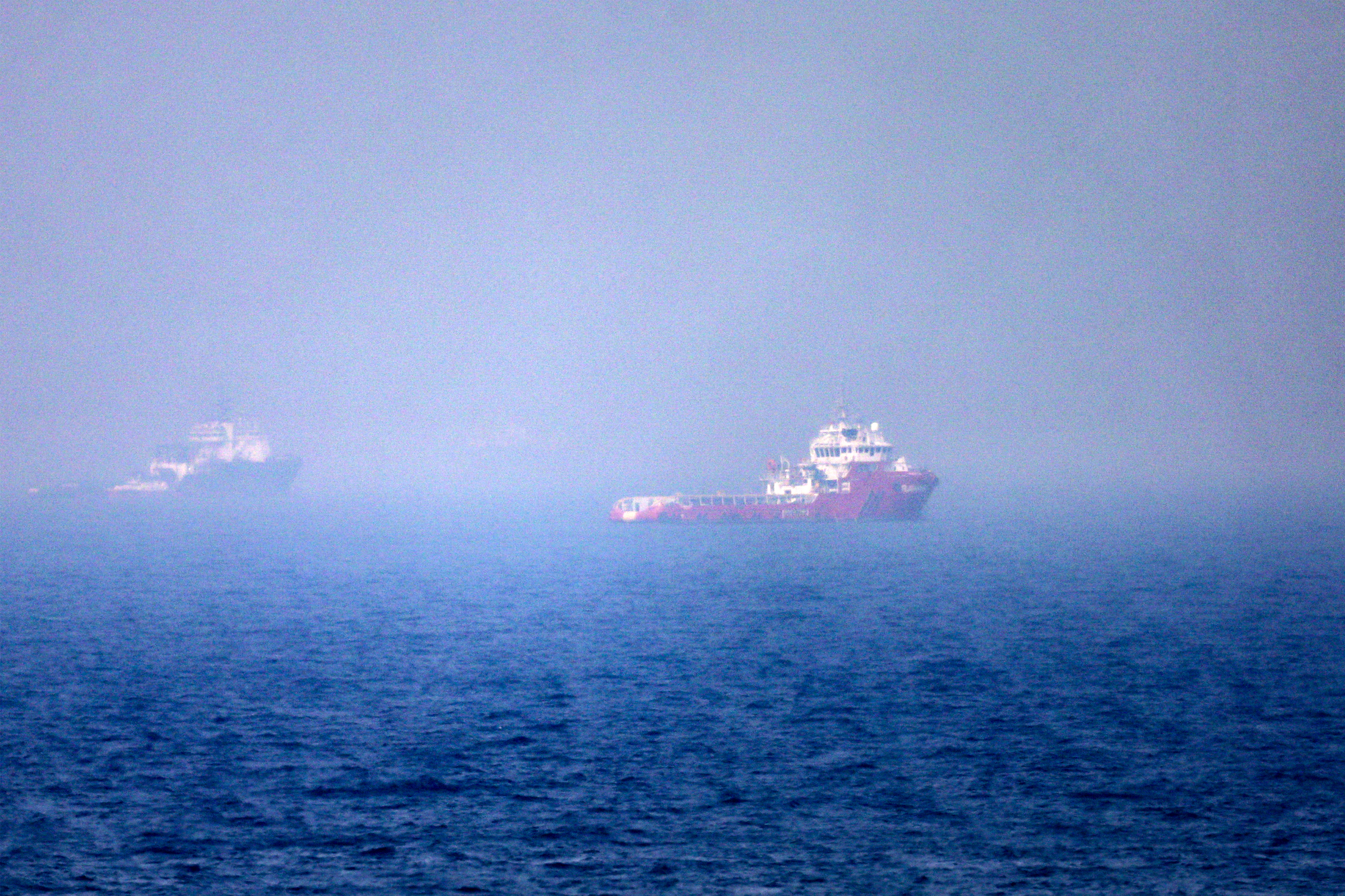 Cuộc đấu Hormuz có thể đẩy chiến sự Iran vào 'giai đoạn nguy hiểm'